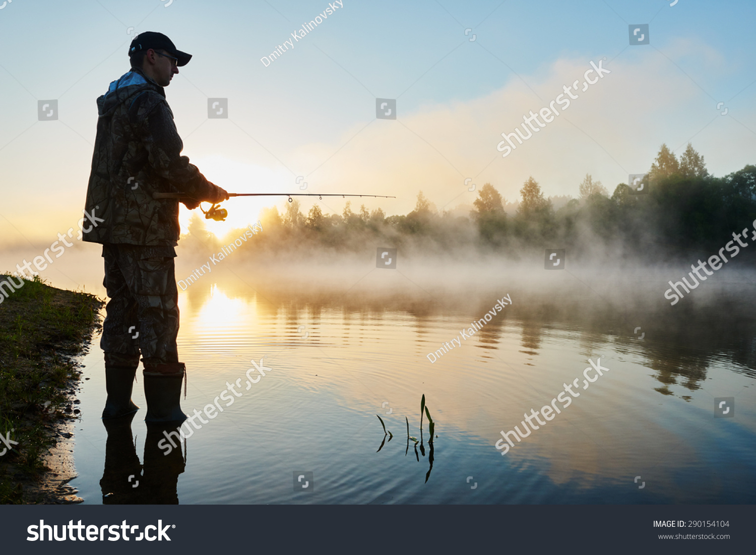 river fishing spinning rod