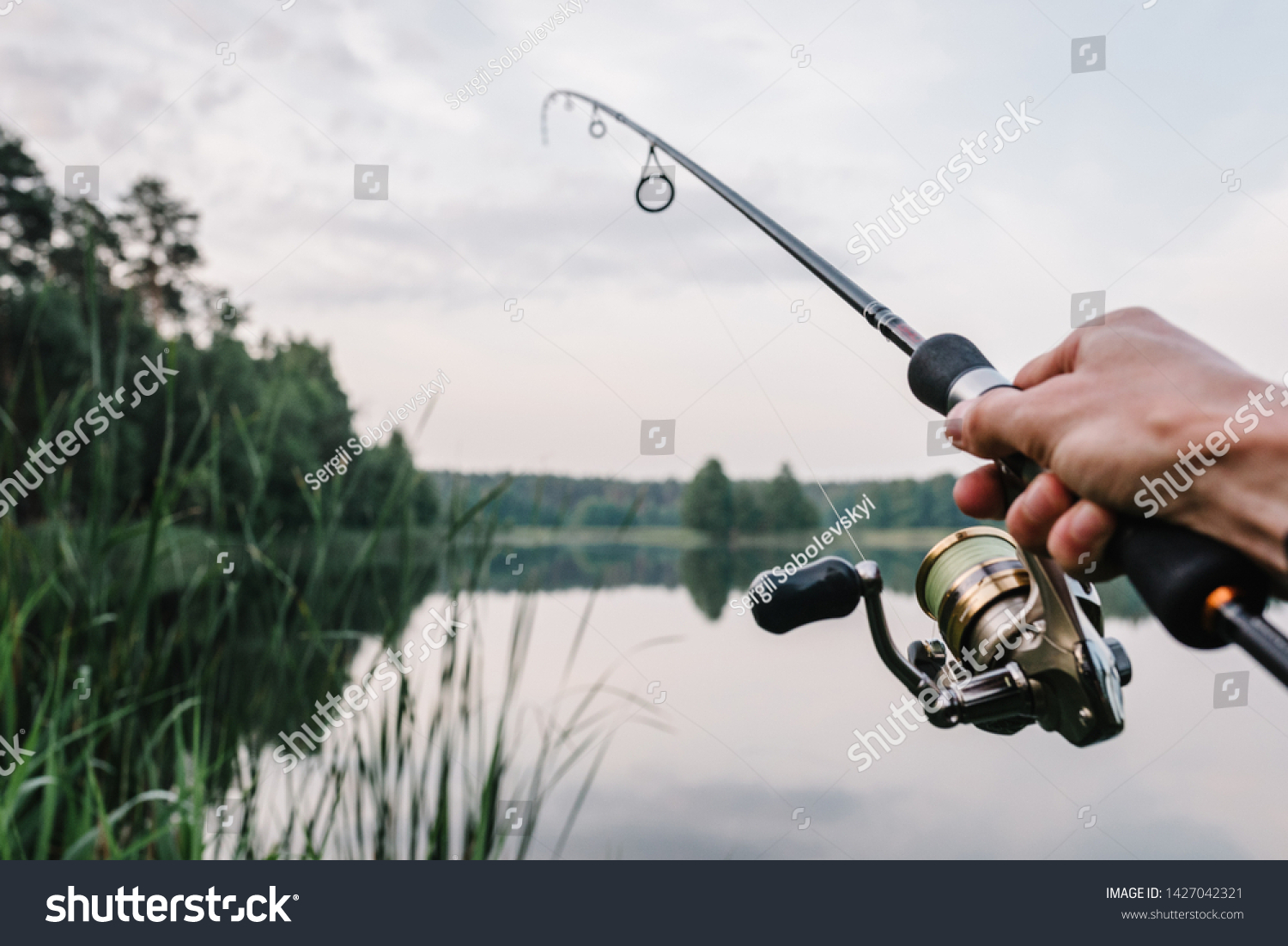 fly fishing with spinning reel