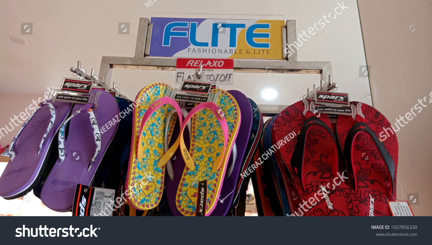 Flite Footwear Sleepers Hanging 