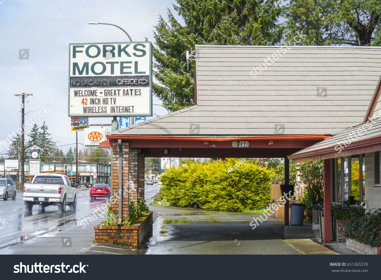 Suchen Sie Nach Forks Motel City Forks Washington Forks Stockbildern In Hd Und Millionen Weiteren Lizenzfreien Stockfotos Illustrationen Und Vektorgrafiken In Der Shutterstock Kollektion Jeden Tag Werden Tausende Neue Hochwertige Bilder Hinzugefugt