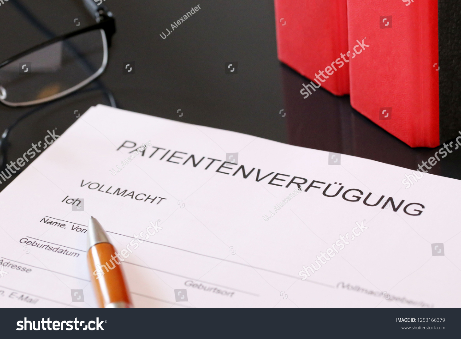 Patientenverfuegung Form ... Decree Patient Text German Stock