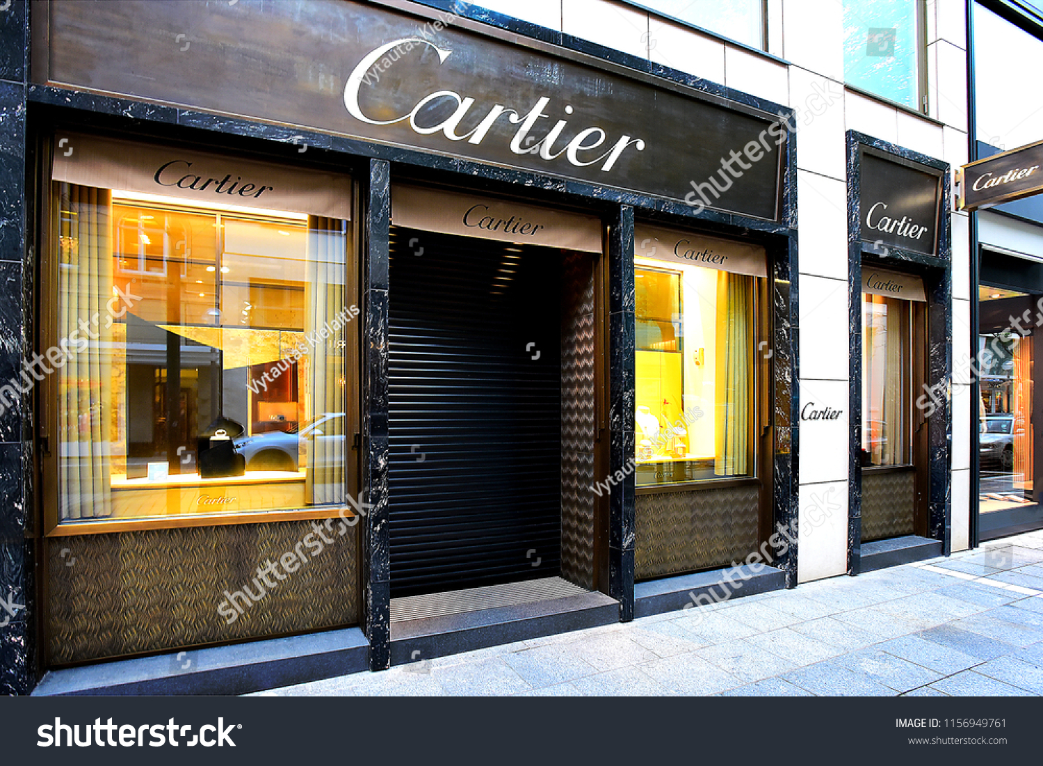 boutique cartier toronto bloor street