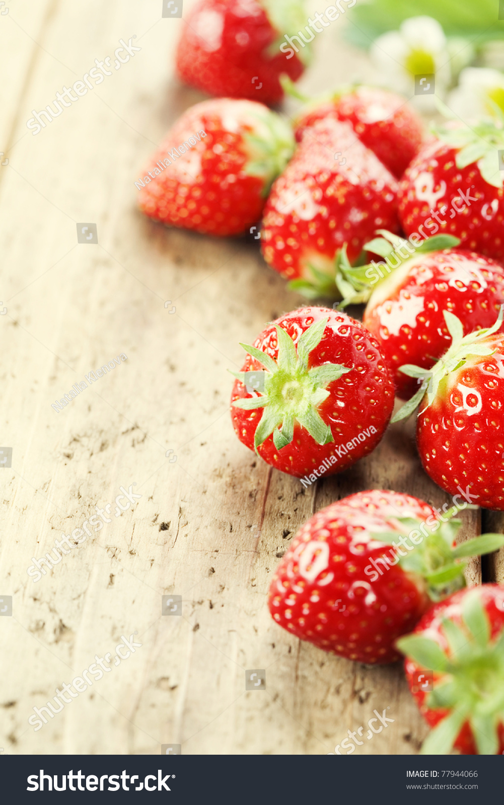 Fresh Red Strawberries On Wooden Table Top Stock Photo 77944066 ...