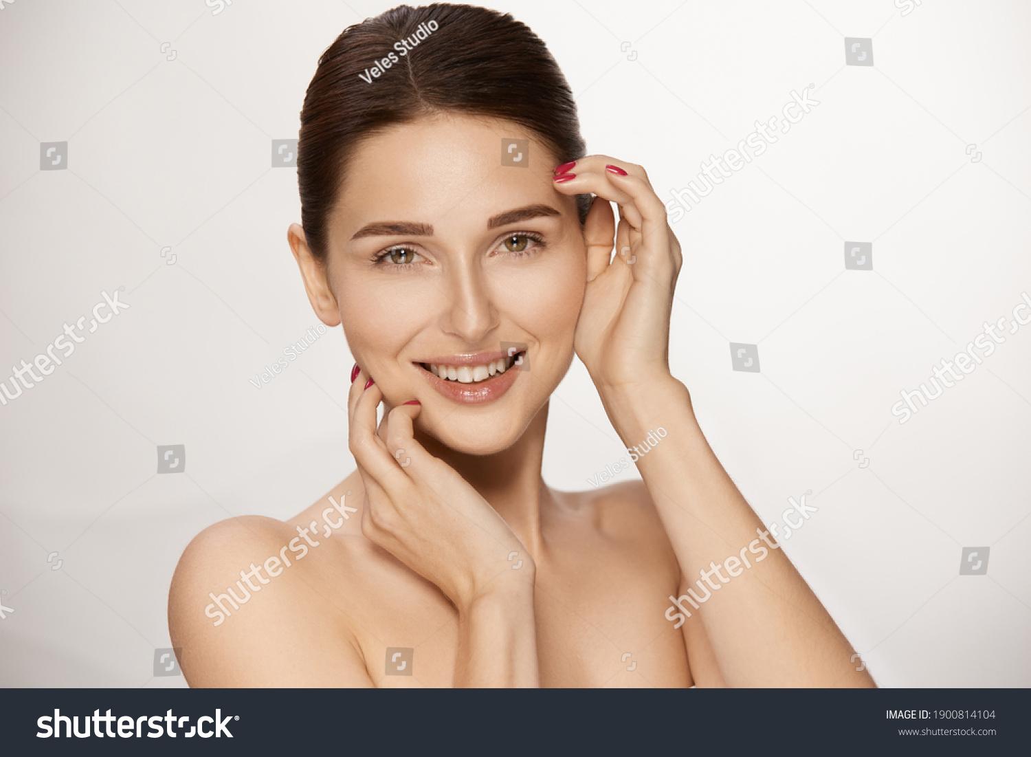 Skin Afbeeldingen Stockfoto‘s En Vectoren Shutterstock 3643