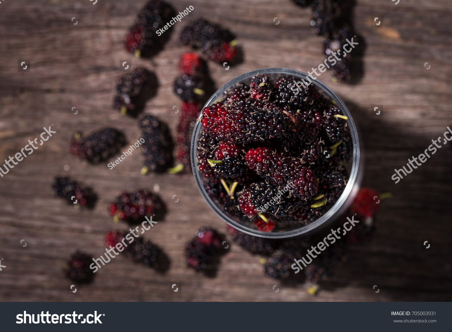 Blackmulberry Images, Stock Photos & Vectors | Shutterstock