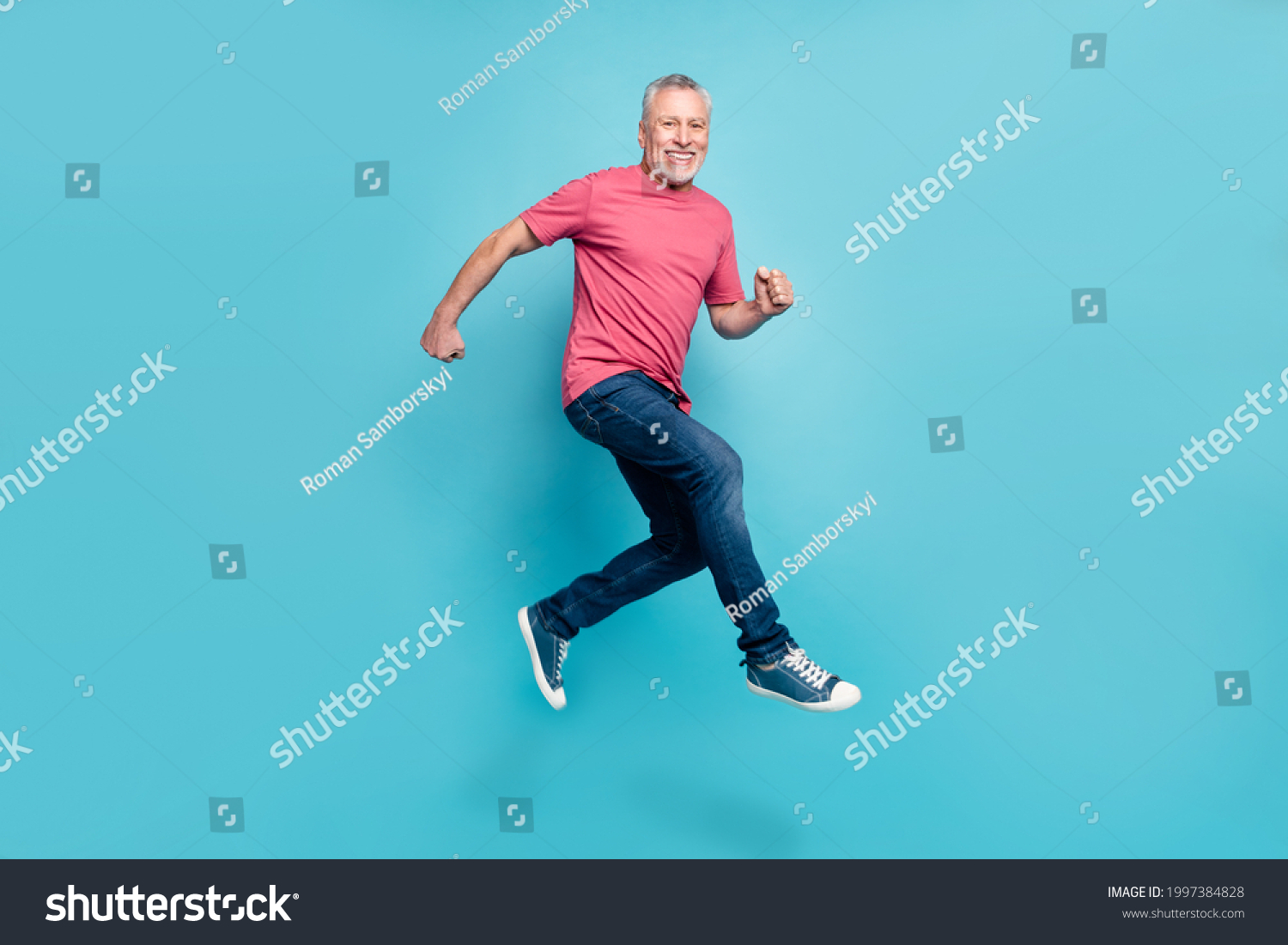 2,959 Old man jumping joy Images, Stock Photos & Vectors | Shutterstock