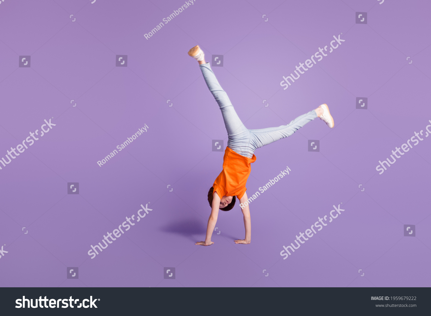 Full Length Body Size View Attractive Stock Photo 1959679222 | Shutterstock