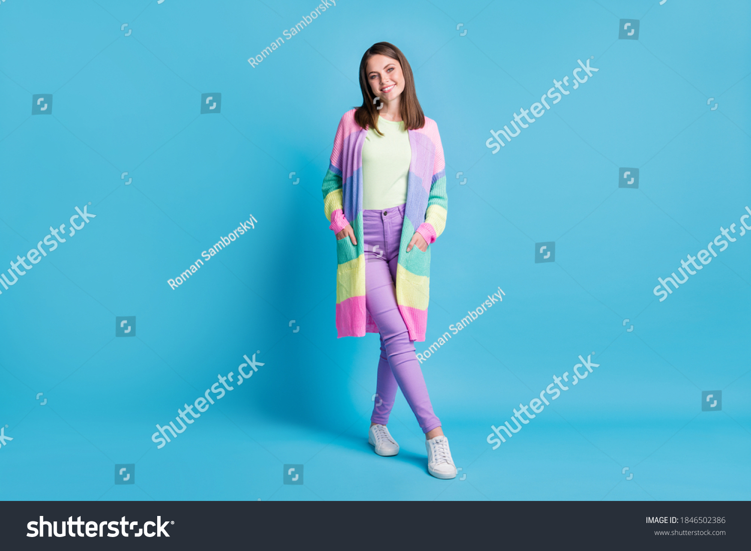 6,490 Cardigan outfit Images, Stock Photos & Vectors | Shutterstock