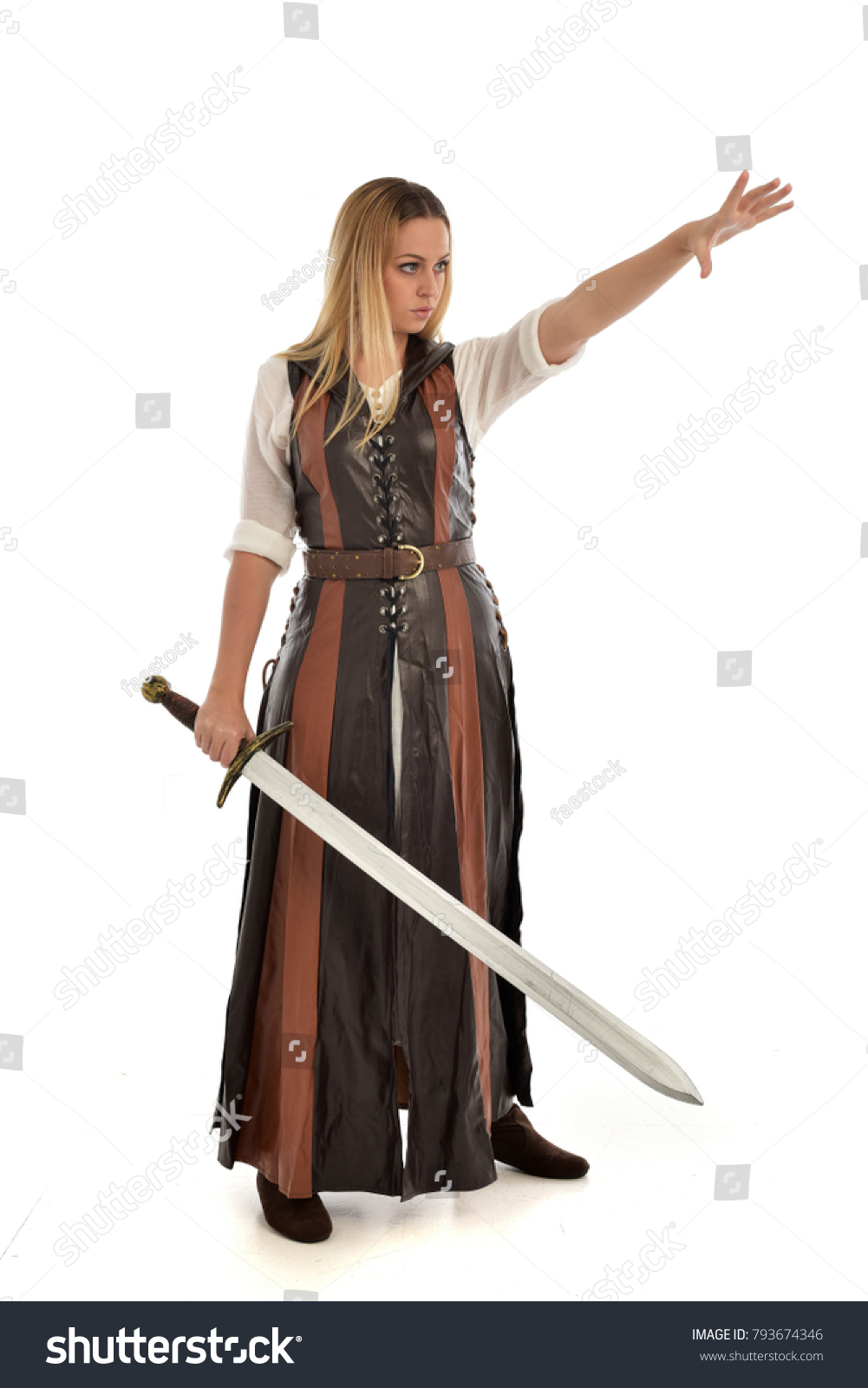 Featured image of post Woman Holding Sword Reference Featuring over 42 000 000 stock photos vector clip art images clipart pictures background graphics and clipart graphic images