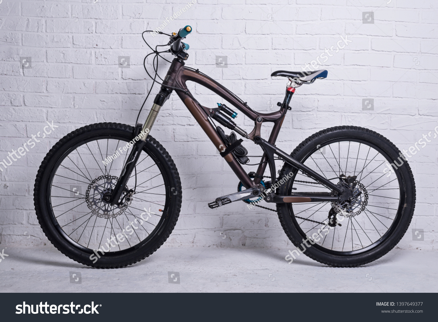 full suspension mountain bike in stock