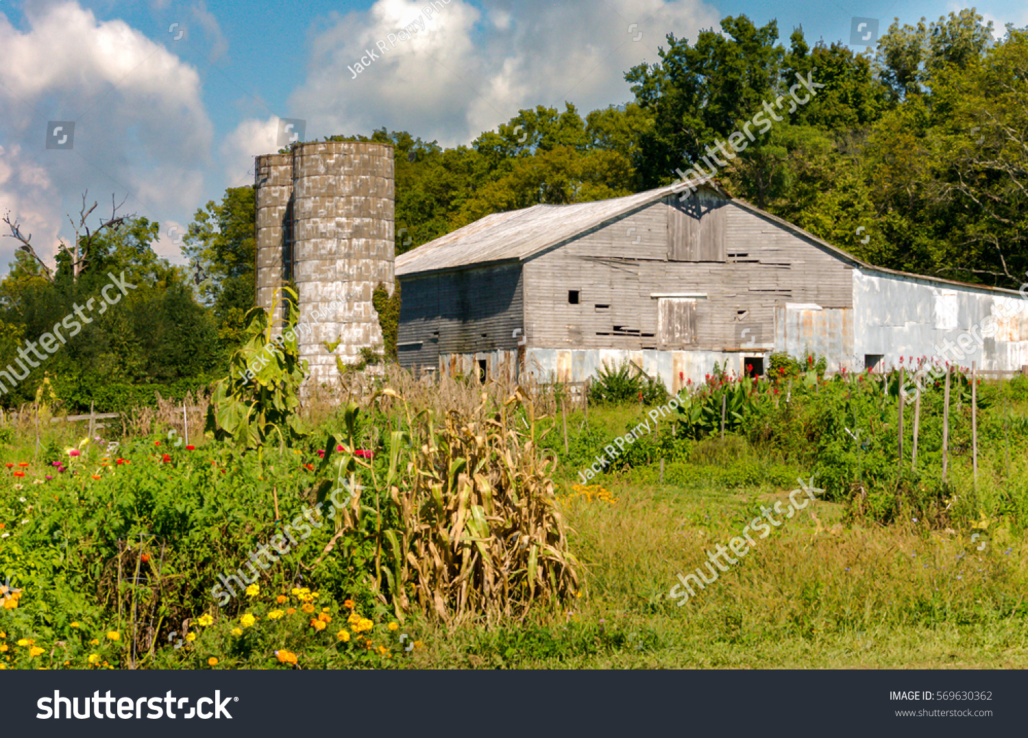 Garden Barn Stock Photo Edit Now 569630362