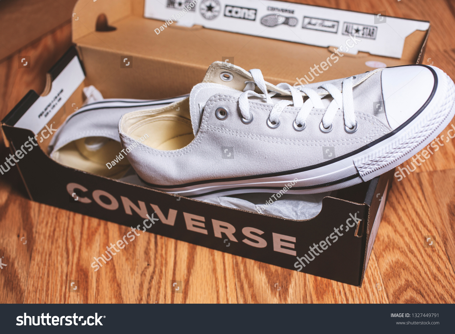 converse shoes united states