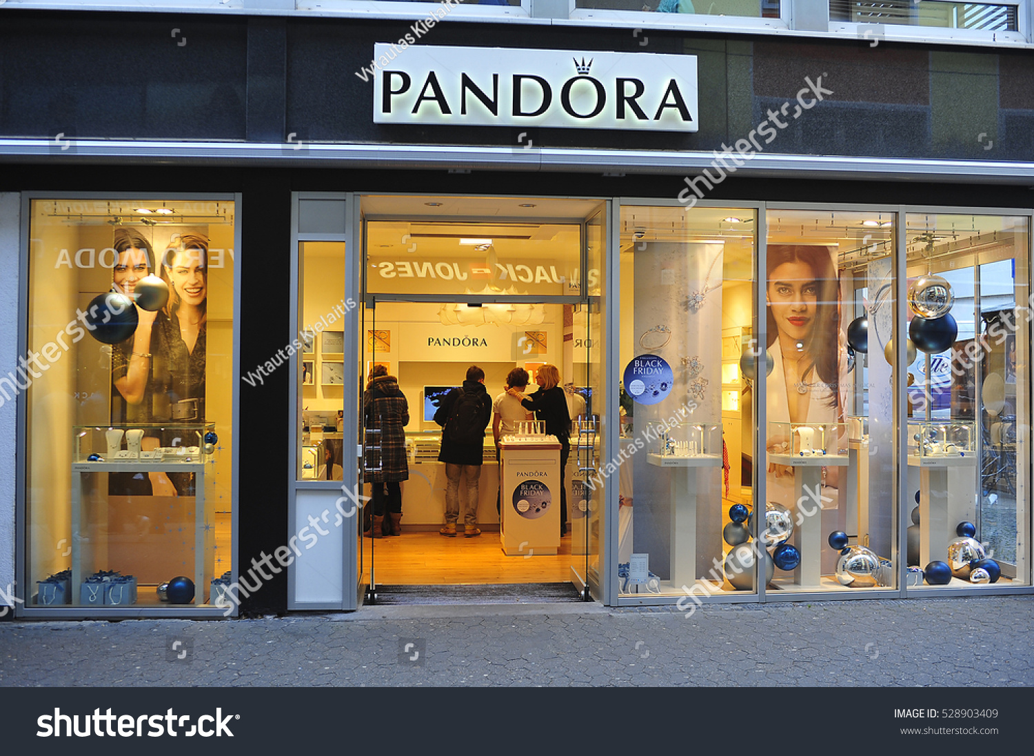 pandora black friday deals in store pandora black friday deals in store