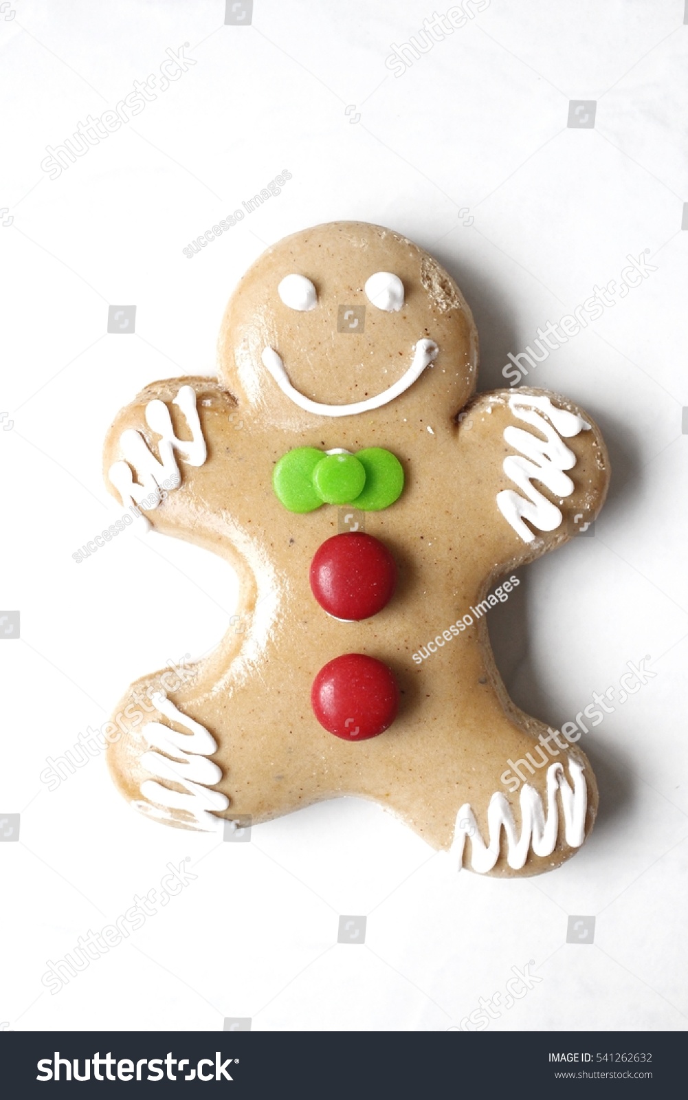 Gingerbread Cookie Stock Photo 541262632 : Shutterstock