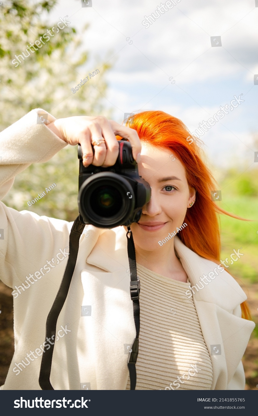 208,211 Girl photograph Images, Stock Photos & Vectors | Shutterstock