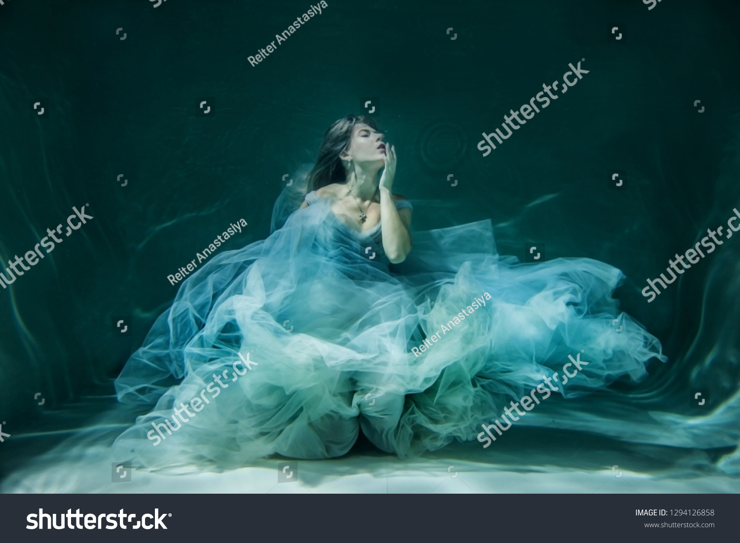 Girl Under Water Chic Wedding Dress Stock Photo Edit Now 8