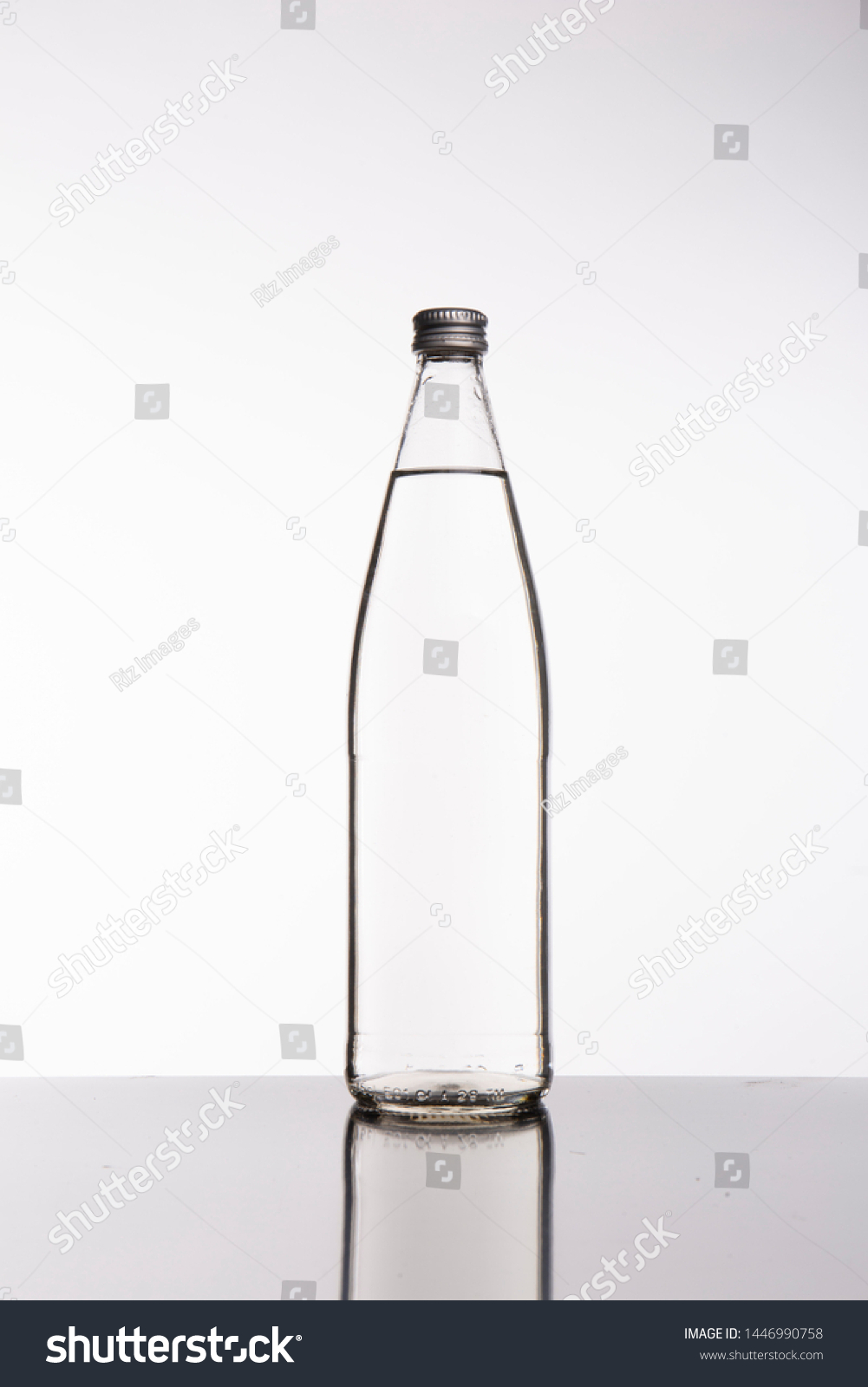 21 Vetro di acqua Images, Stock Photos & Vectors | Shutterstock