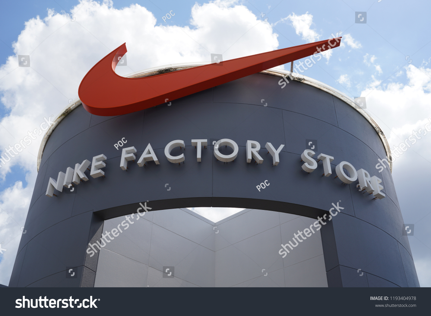 nike factory harbour town