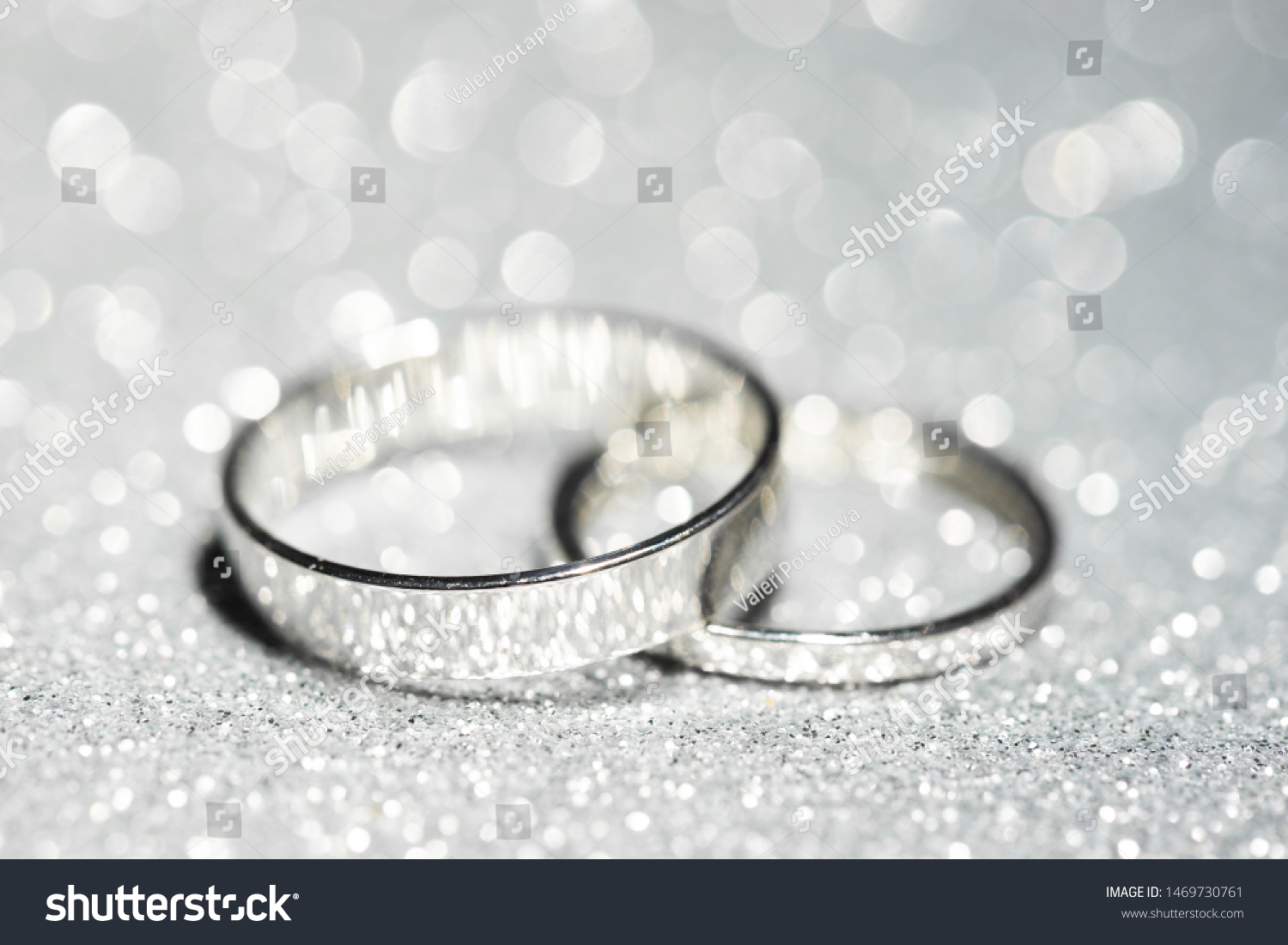 Gold Wedding Rings Glitter Background Stock Photo 1469730761 | Shutterstock