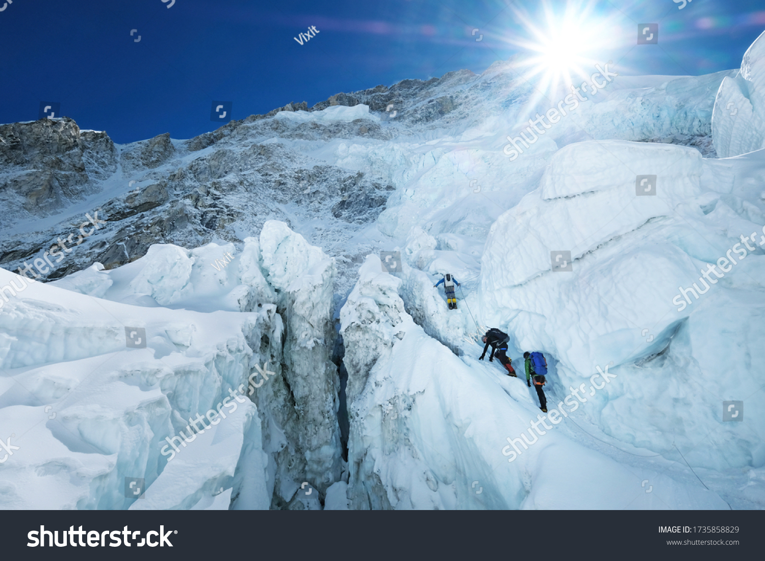 8,711 Mount Everest Climber Images, Stock Photos & Vectors 