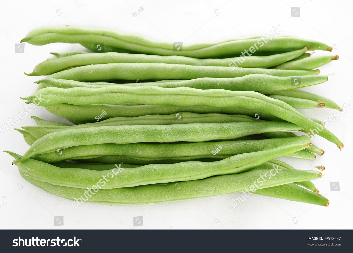 Green Beans On White Background Stock Photo 99578687 - Shutterstock