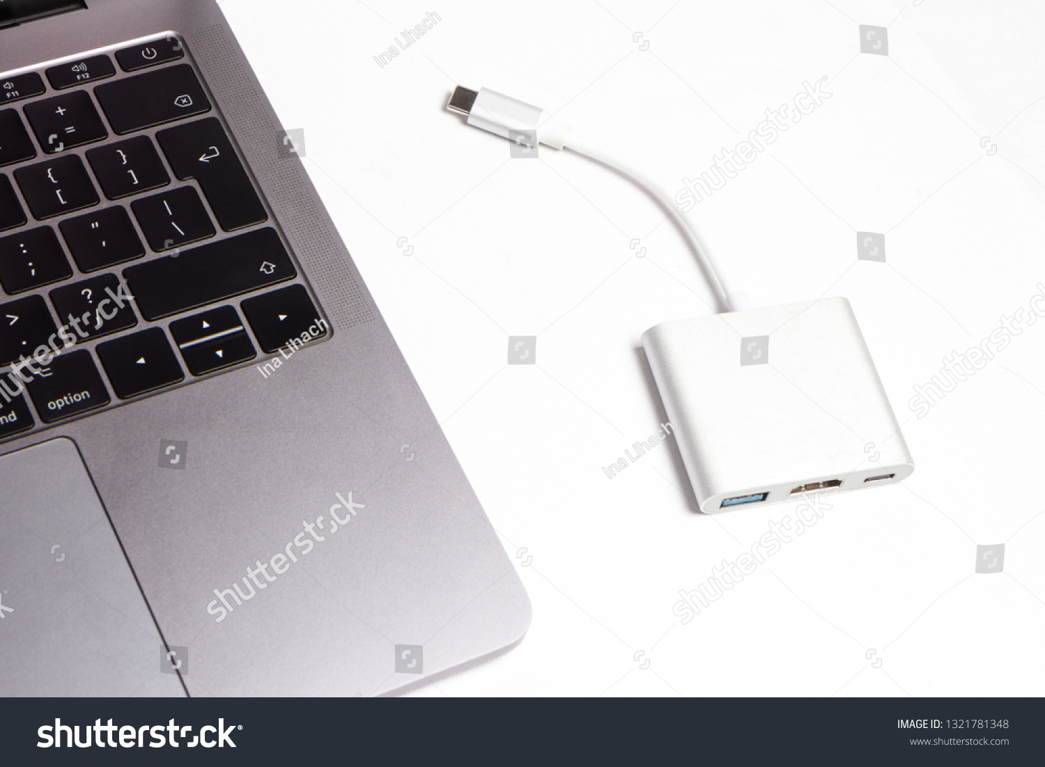 2,978 Hdmi adapter Images, Stock Photos & Vectors | Shutterstock