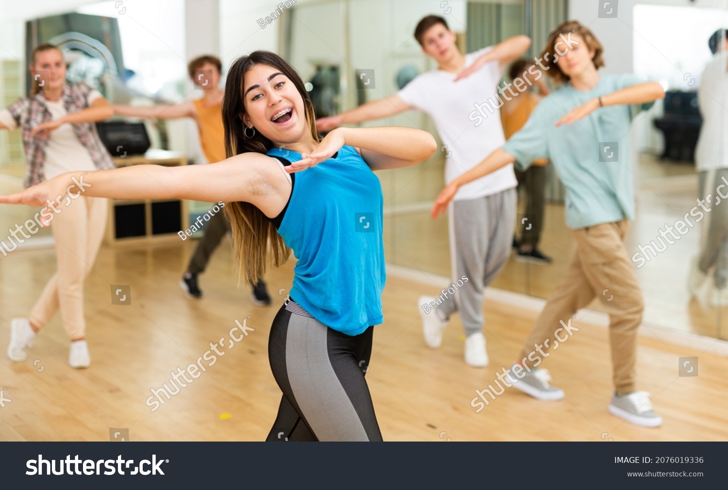 17,121 Dance rehearsal Images, Stock Photos & Vectors | Shutterstock