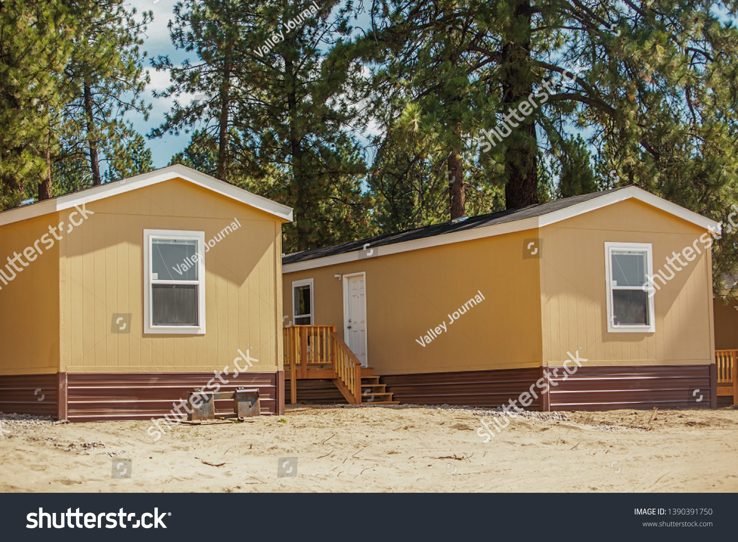 Group New Brown Mobile Modular Homes Stock Photo Edit Now 1390391750