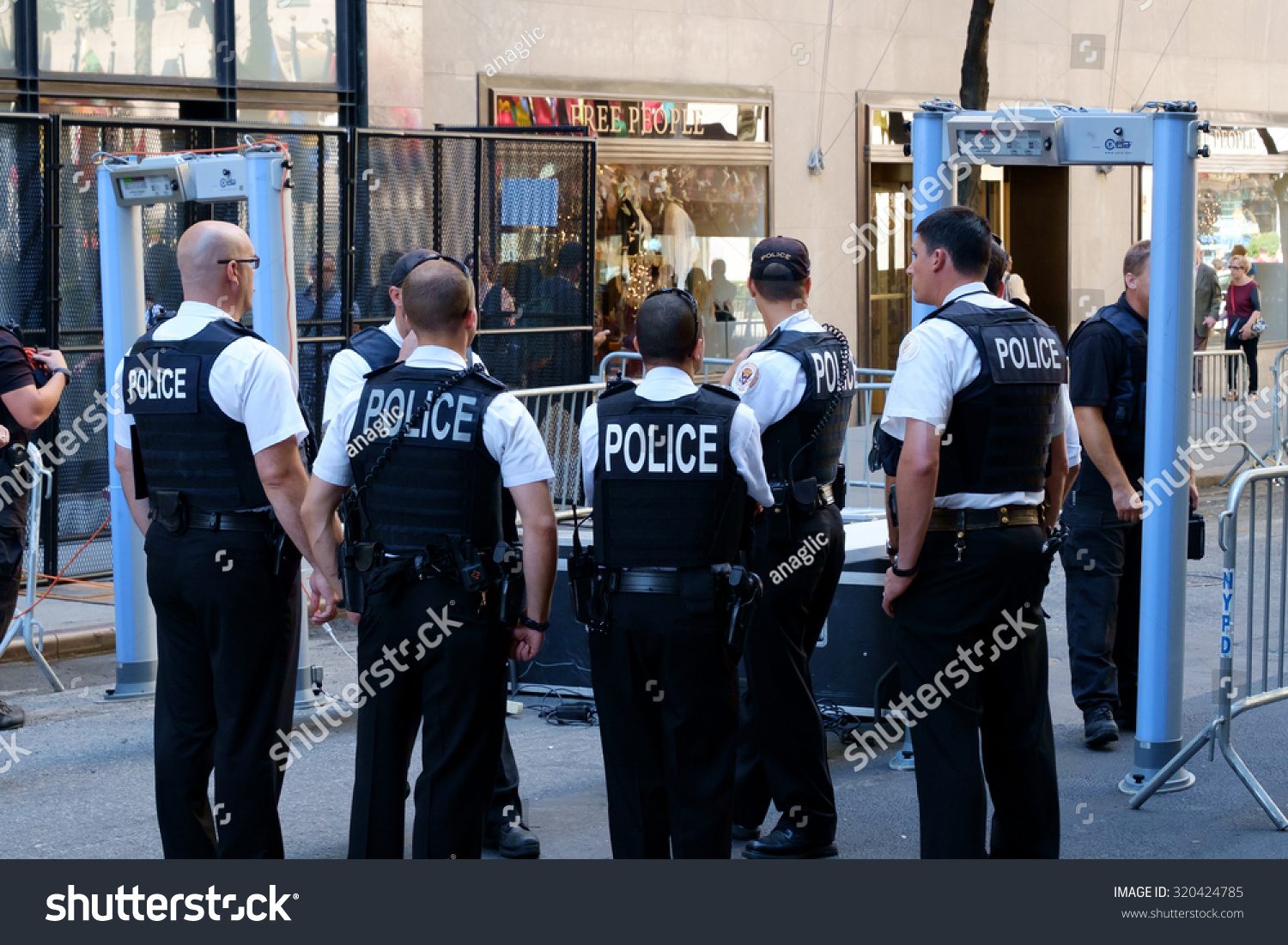 Group Police Officers Security Guards Security Stock Photo 320424785 ...