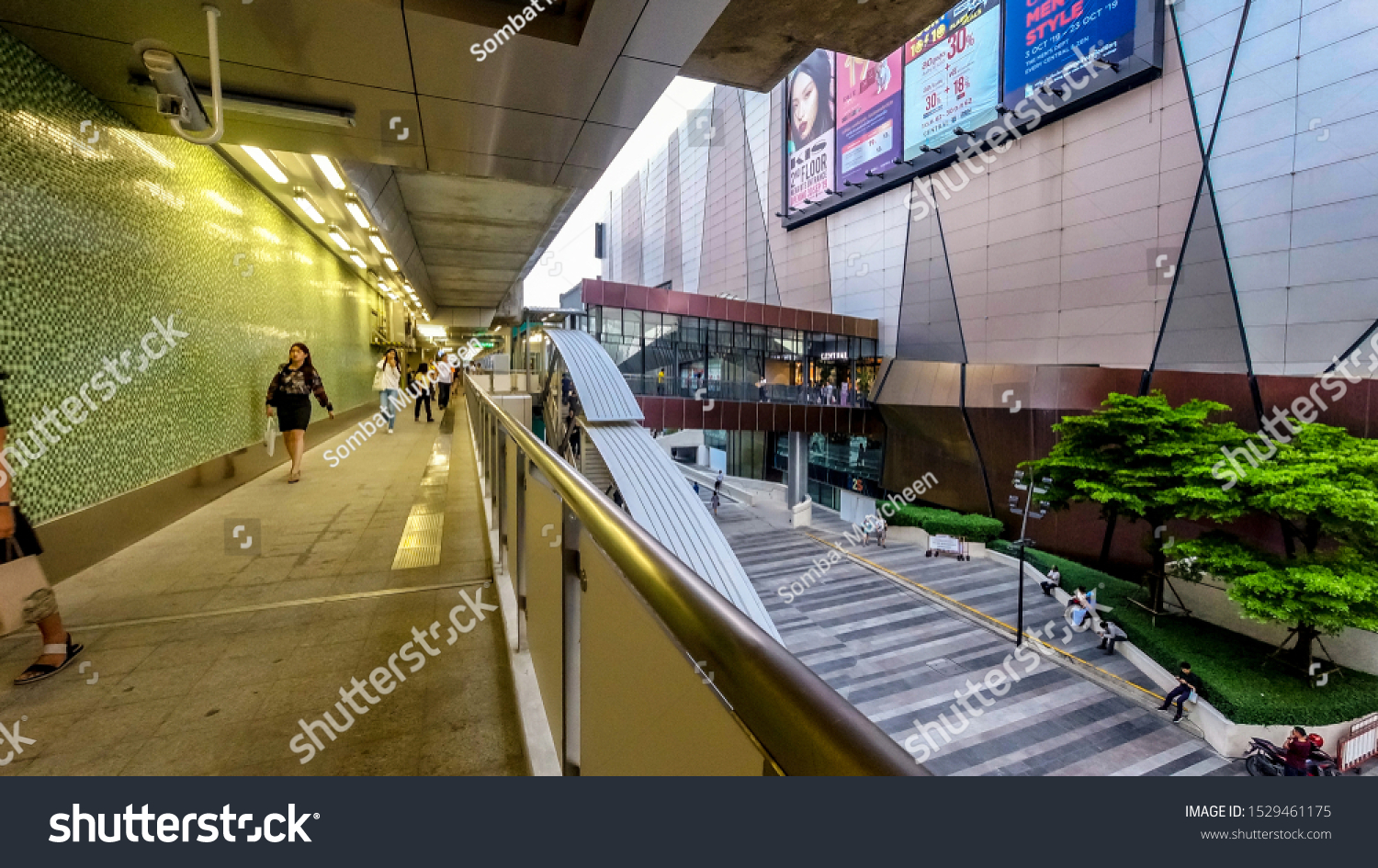 Ha Yaek Lat Phrao Bts Skytrain Stock Photo Edit Now 1529461175 Ha Yaek Lat Phrao Bts Skytrain Stock Photo Edit Now 1529461175