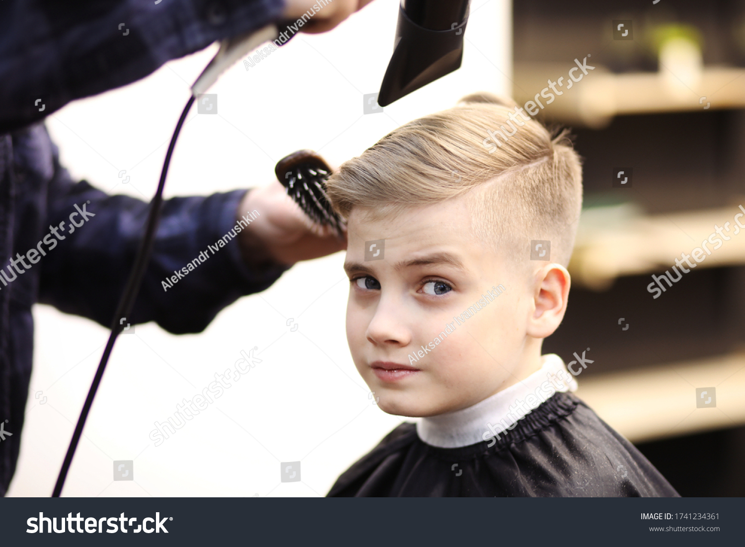 117,771 Kids hairstyles Images, Stock Photos & Vectors | Shutterstock