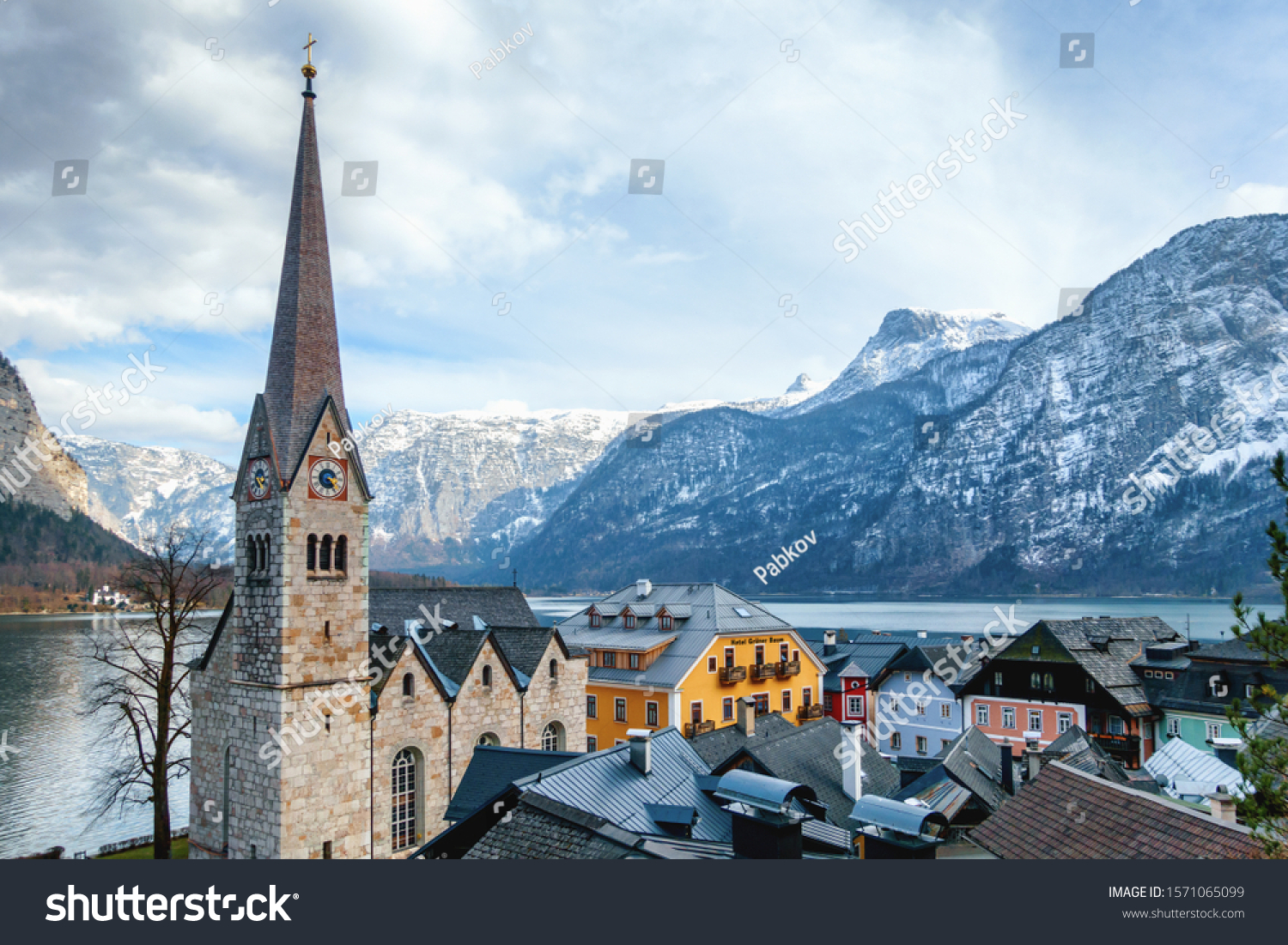 Hallstatt Austria March 10 Classic View Stock Photo Edit Now 1571065099