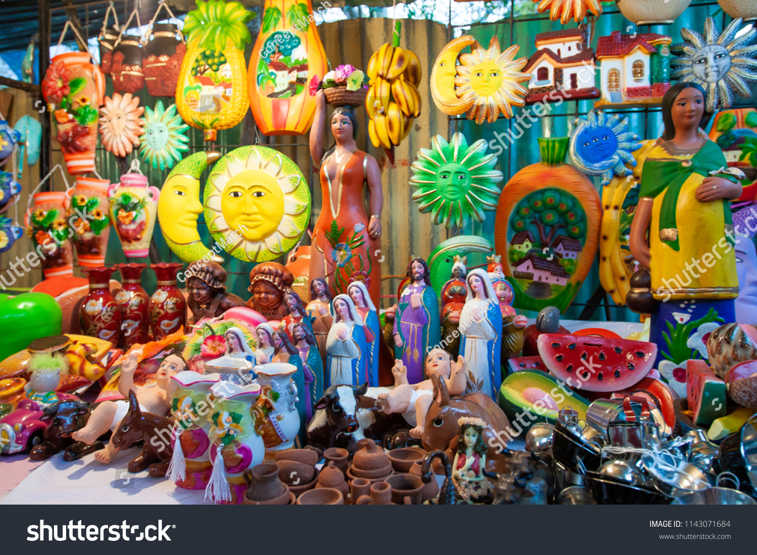 Handmade Clay Crafts El Salvador Stock Photo Edit Now 1143071684