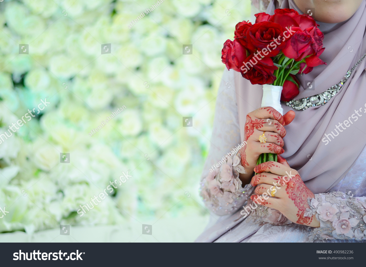 Hands Bride Flower Bouquet Malay Wedding Stock Photo Edit Now 490982236