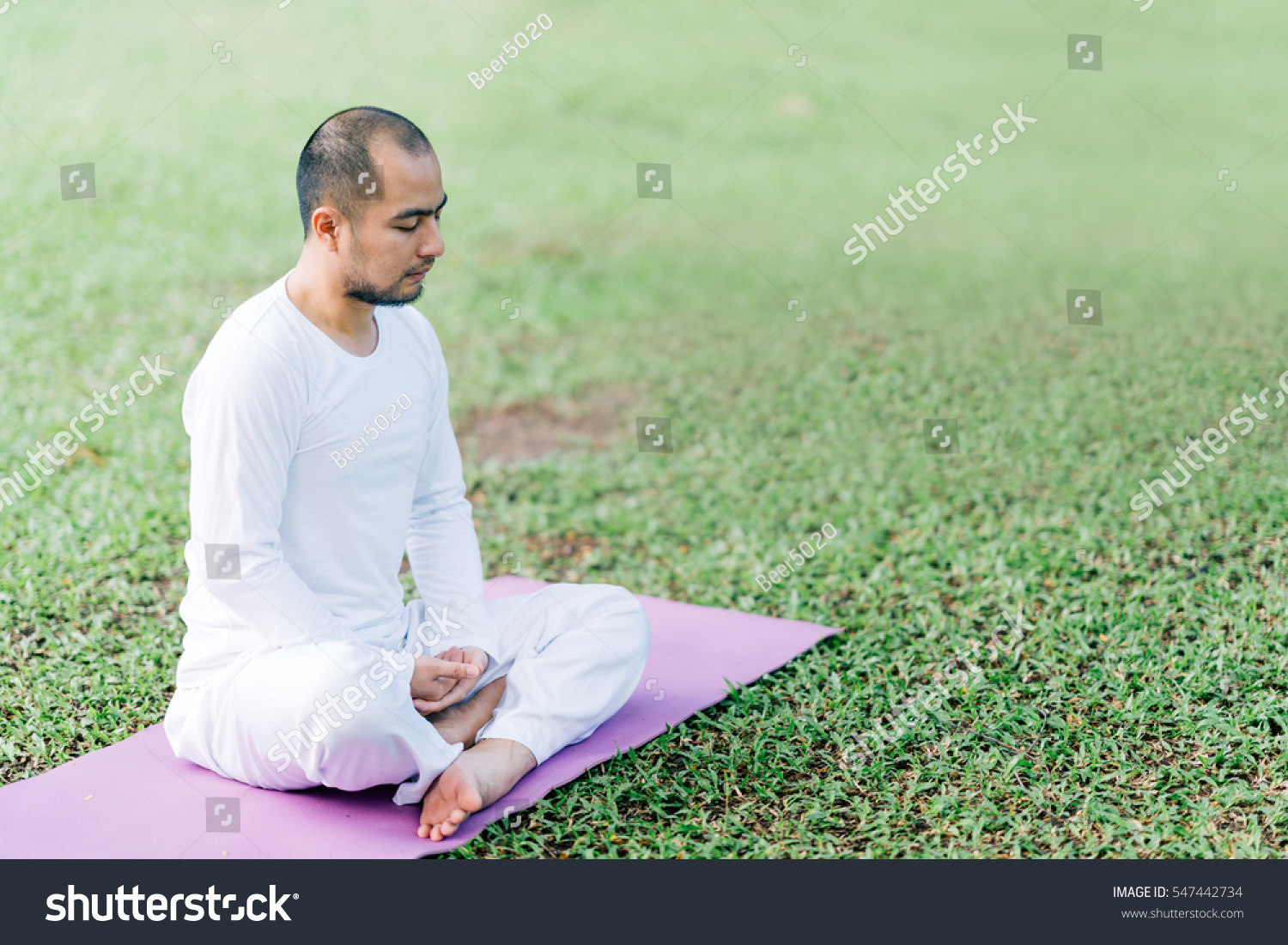 2,299 Thai yoga for men Images, Stock Photos & Vectors | Shutterstock