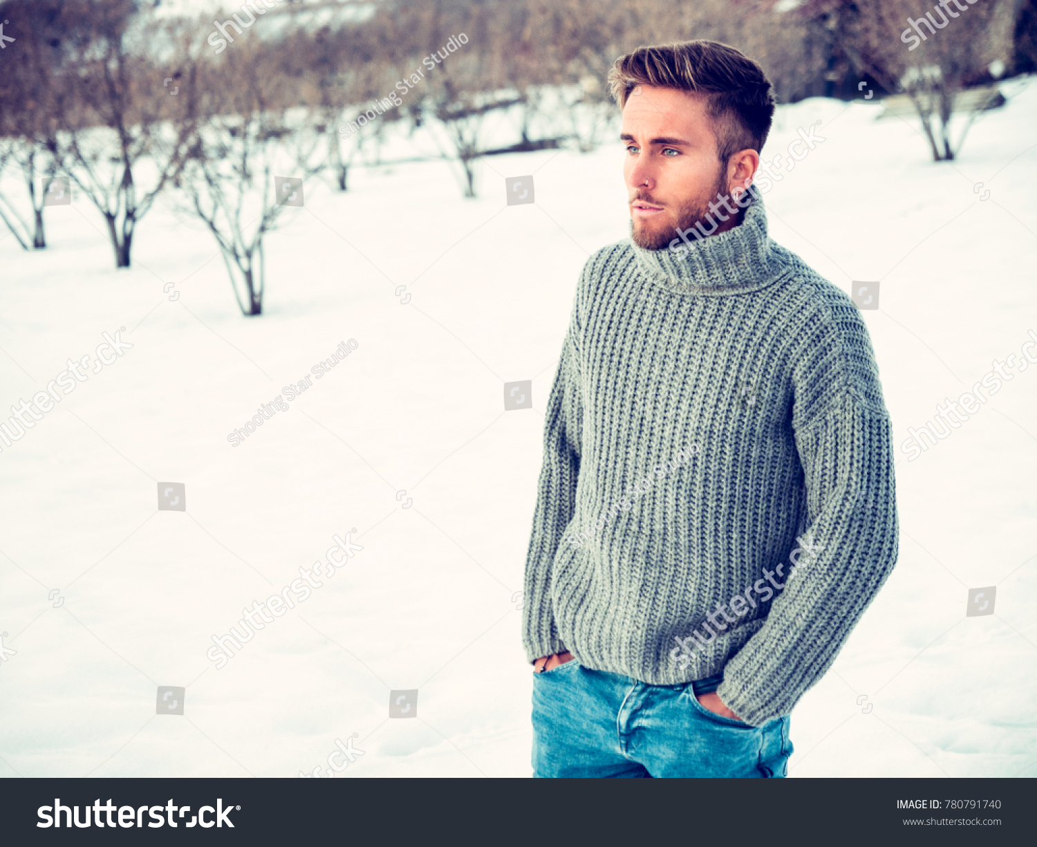 10,211 Person wearing woolen clothes Images, Stock Photos & Vectors ...