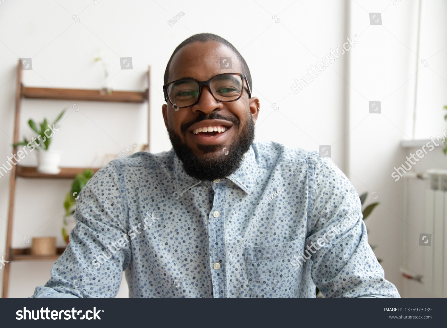 758,416 Black man smiling Stock Photos, Images & Photography | Shutterstock