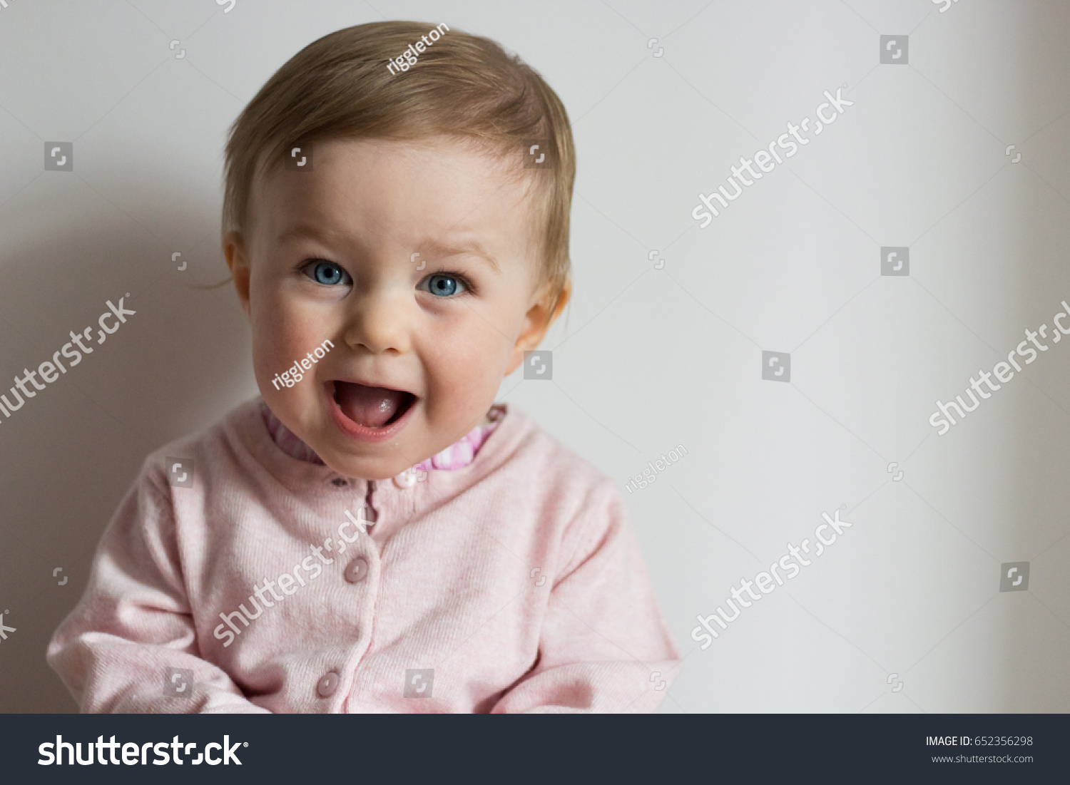 Pity, girl with mouth open Girl with mouth open agree