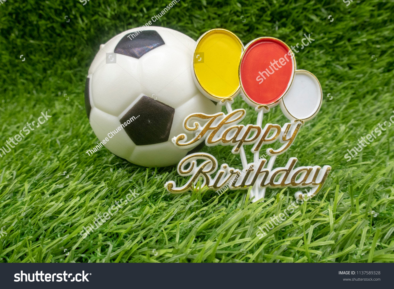 p&p Pour un spécial garçon 5 AUJOURD'HUI ~ Happy Birthday ~ Football ~ Carte de vœux ~ GRATUIT