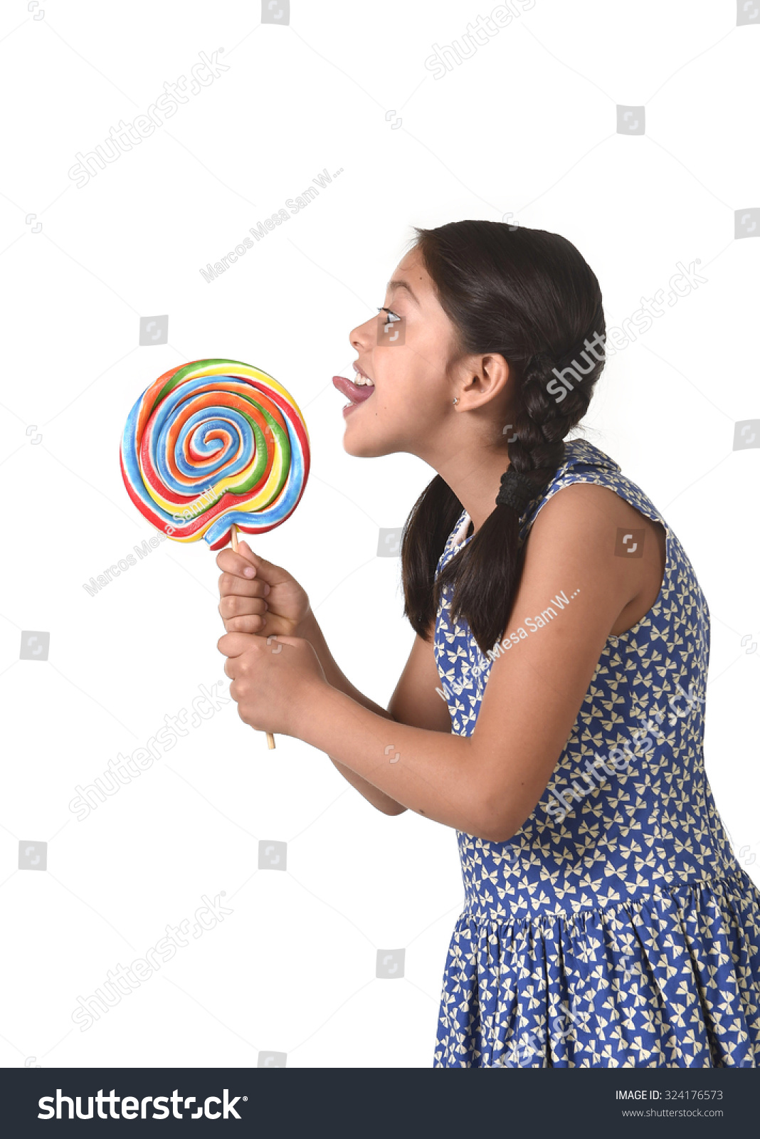 Loving Her Lollipop! Hot nude Loving Her Lollipop!