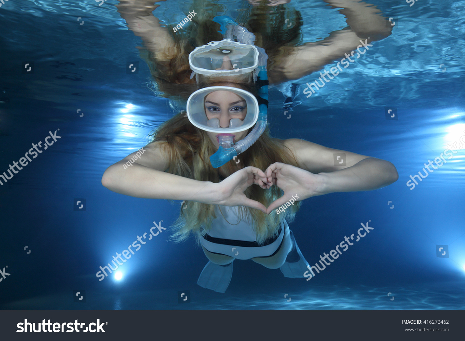 Underwatershow com Underwatershow com
