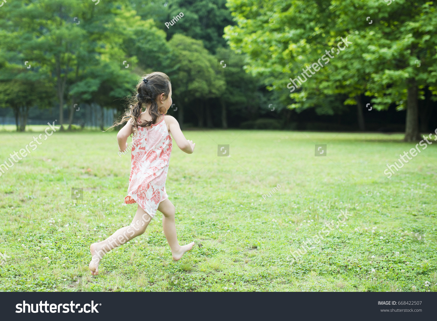 girl running barefoot