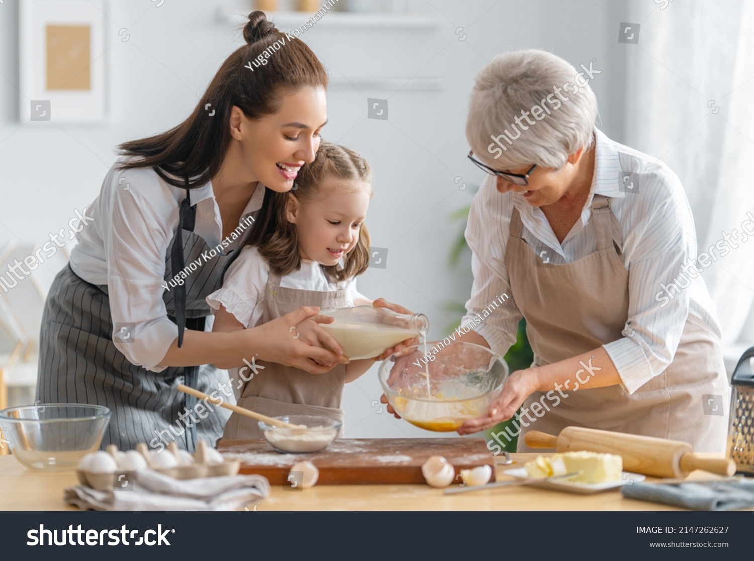 Happy Loving Family Preparing Bakery Together Stock Photo 2147262627 ...