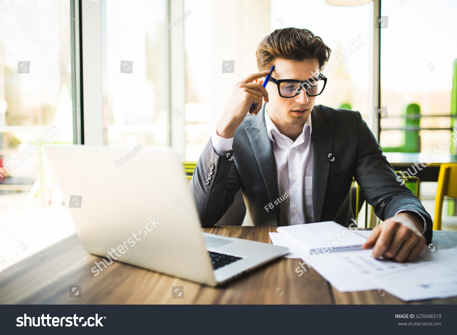 3,325 Data entry laptop Images, Stock Photos & Vectors | Shutterstock