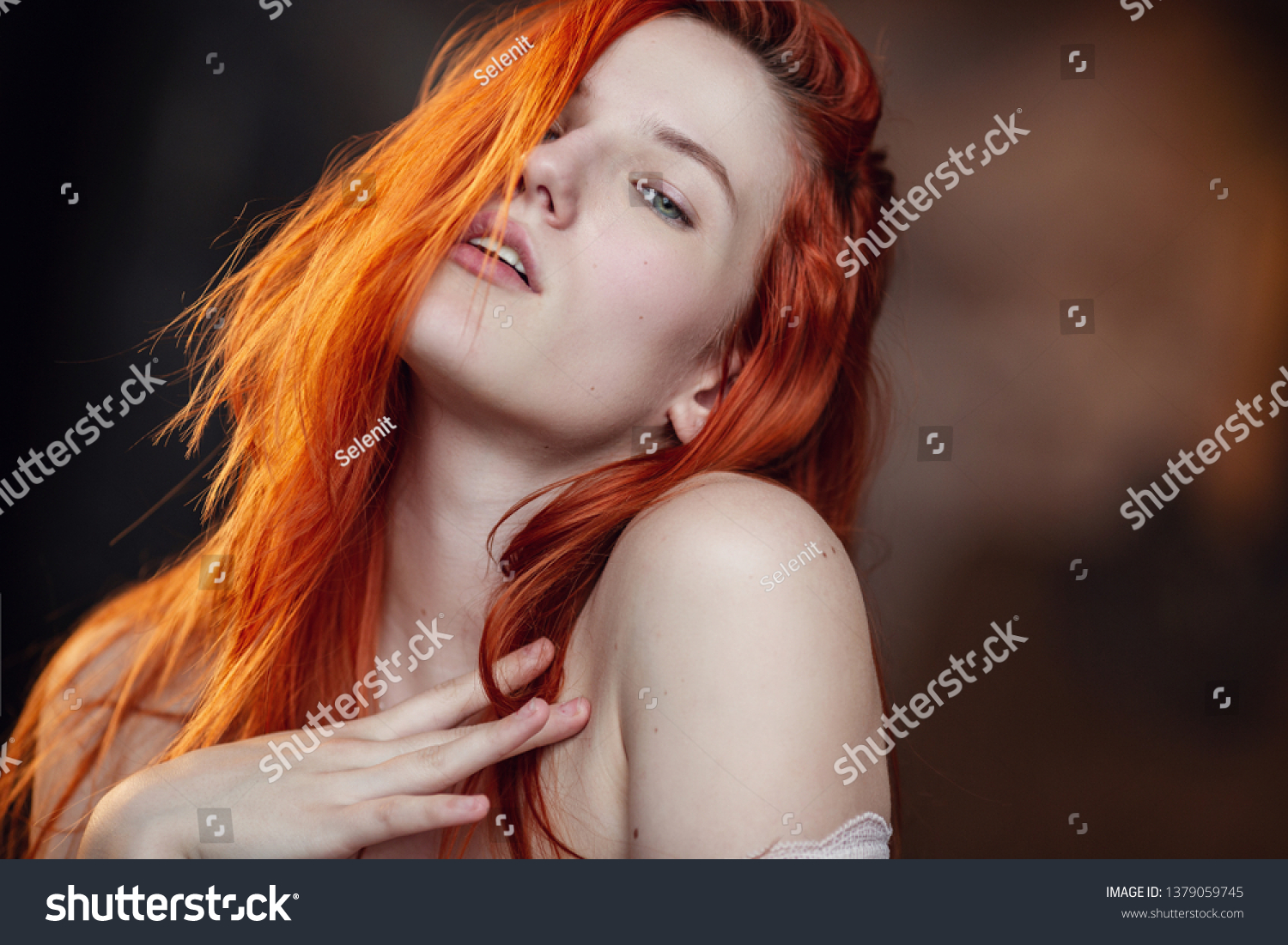 Hot Redhead Girl Pics