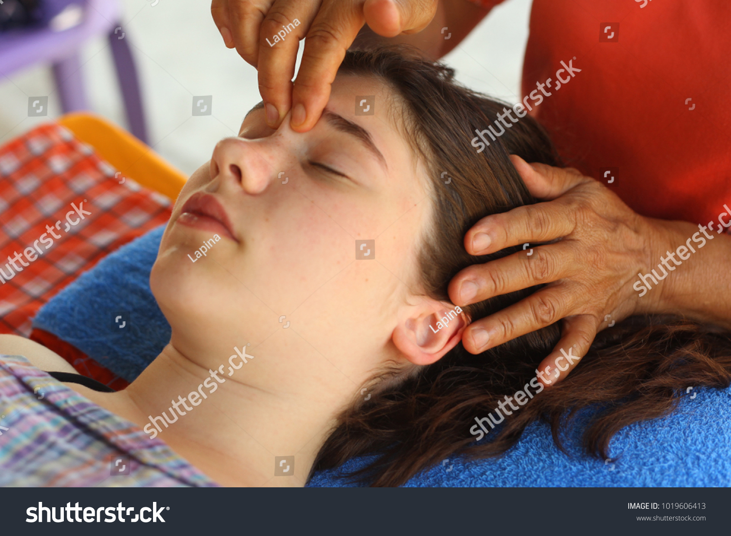 Teenager massage