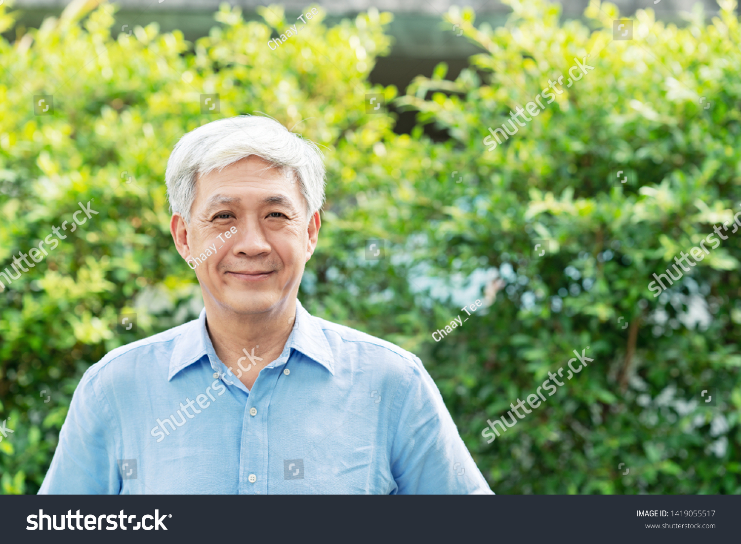 Asian Grandpa Afbeeldingen Stockfoto‘s En Vectoren Shutterstock
