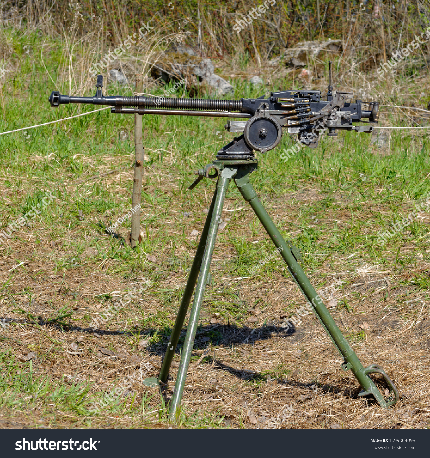 Heavy Machine Gun Dshk On Tripod の写真素材 今すぐ編集