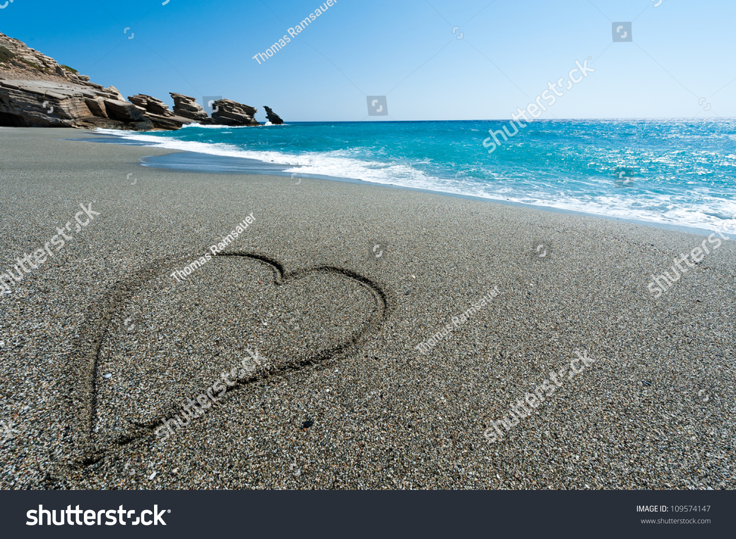 Herz Im Sand Strand Von Trio Stock Photo Edit Now