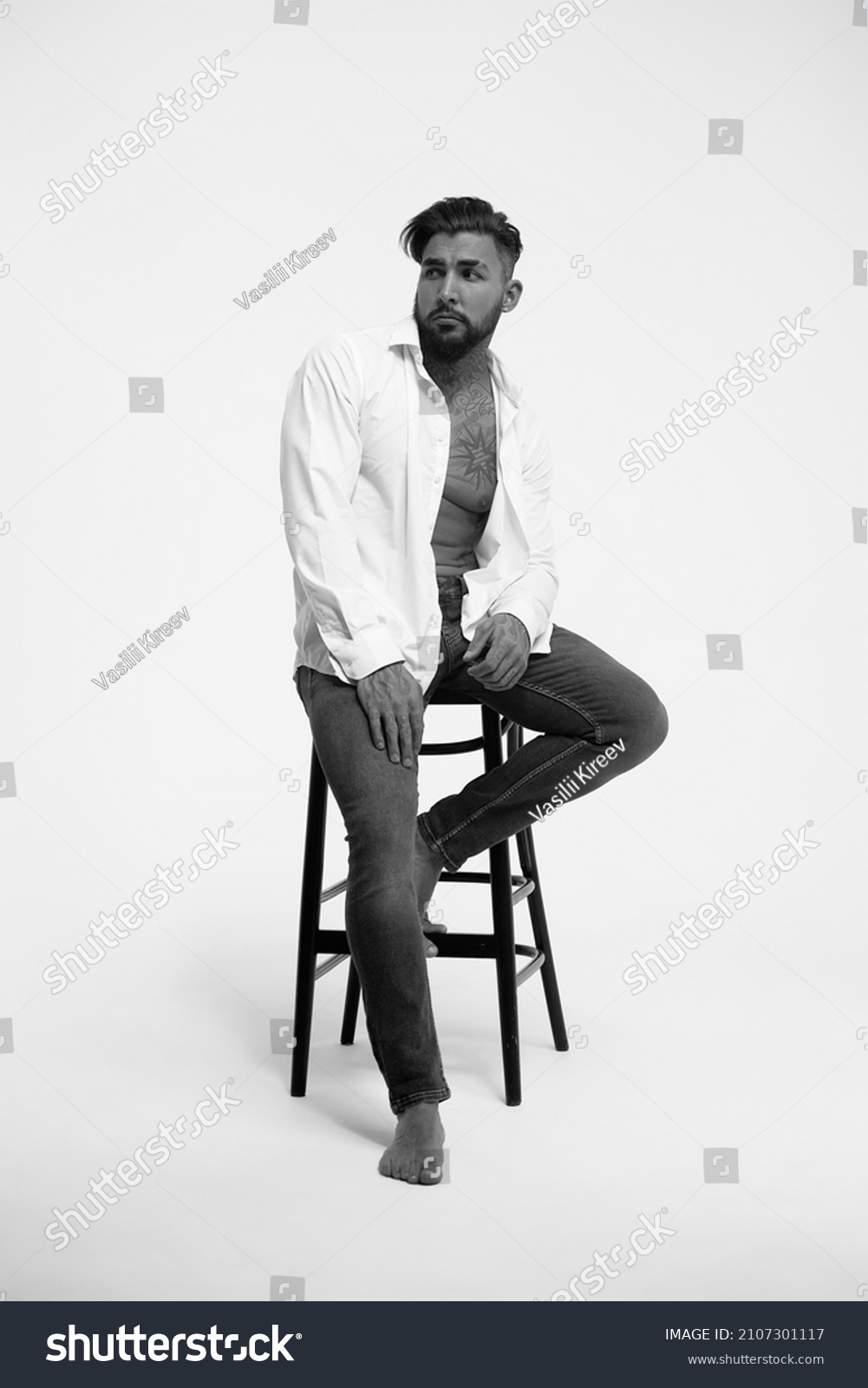 Hispanic Shirtless Male Model Muscular Tattooed Stock Photo 2107301117 ...